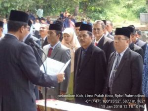 Bupati Irfendi Arbi Lantik 52 Pejabat Dilingkungan Pemkab Lima Puluh Kota