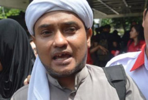 FPI Pecat Novel Bakmumin!