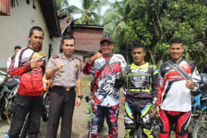 Kapolres Dharmasraya Jalin Silahturahmi Dengan Pencinta Motor Trabas
