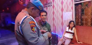 Jelang Tahun Baru, Petugas Gabungan Razia di Tempat Keramaian