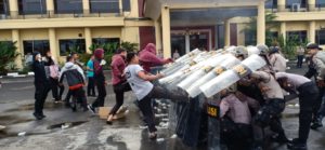 Jelang Pemilu 2019, Ditsamapta Polda Banten Asah Kemampuan Pengendalian Massa