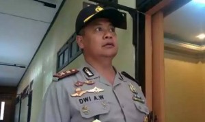 Kisah Polwan Brigpol DW; Dari Facebook, Hingga Dipecat Dari Kepolisian