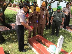 HUT LVRI ke 62, Dirbinmas Polda Banten Hadiri Ziarah Bersama di Makam Pahlawan