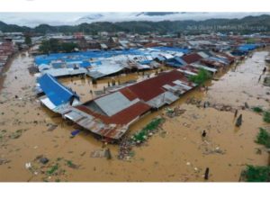 Layani Korban Banjir dan Longsor, TNI-Polri Bangun 4 Pos Pelayanan Banjir di Jayapura