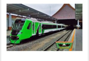 Tiket Mahal, Bandara Internasional Minangkabau Lengang, PT KAI Rugi