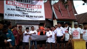 Tokoh Kerajaan Alam Surambi Sungai Pagu dan Relawan Deklarasikan Dukung Jokowi-Ma’ruf Amin
