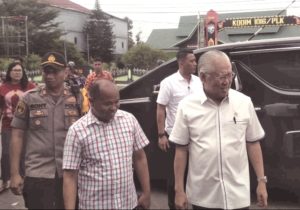 Mendag Sidak Harga Bahan Pokok di Pasar Besar Palangka Raya
