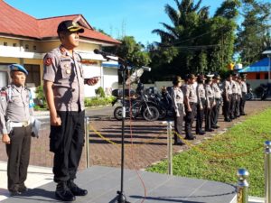 Kapolres Tomohon Pimpin Apel Pergeseran Pasukan Pengamanan TPS