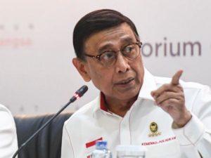 Wiranto : Habib Rizieq Itu Siapa?