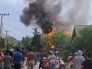 Ditinggal Berlibur, Sebuah Rumah Terbakar di Jalan Manduhara Palangka Raya