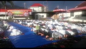 Ratusan Jamaah Aspol Polres Ambon Hadiri Sholat Idul Adha 1440 H
