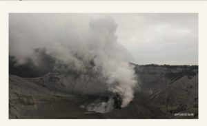 Gunung Tangkuban Parahu Naik Level Waspada