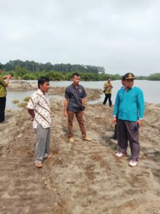 LP KPK Muko-Muko Sorot Reklamasi Tanpa Izin