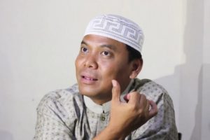 Sugi Nur Dituntut 2 Tahun Penjara