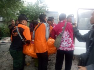 Sopir Truk Mendadak Tewas Usai Menurunkan Motor