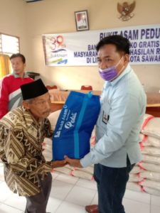 PTBA UPO Bantu Sembako Masyarakat Berpenghasilan Rendah Ditengah Covid-19