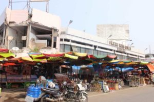 17 Orang Tertular Virus Corona di Pasar Raya Padang