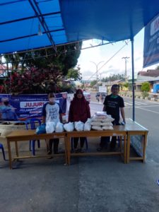 Posko Covid-19 Mandiri Balai Cocang Lakukan Subsidi Silang Buat Warga