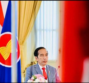 Jokowi Marah, Beri Sinyal akan Reshuffle Kabinet