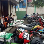 Bupati Barsel Bagikan Bansos Melalui Aventure Trail ke Berbagai Desa