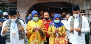 Fakhrizal Genius Mendaftar ke KPU dan Targetkan Menangkan Pilgub Sumbar