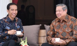 Demokrat Bantah Moeldoko Titipkan SBY ke Jokowi