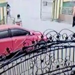 Lagi Sholat di Masjid, Mobil Dilarikan Orang