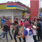 KLB Demokrat : Massa Pro Agus Yudhoyono bentrok dengan Massa Pro Jonny Marbun