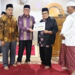 Pemko Payakumbuh Hibahkan 257,5 Juta Saat Safari Ramadhan Ke 9 Mesjid