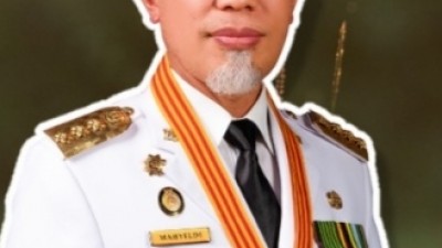 Gubernur Mahyeldi Lantik Sekdako Non Aktif Padang Jadi Kepala BPMD Sumbar