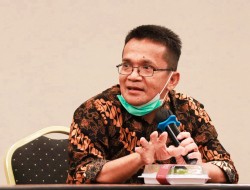 Kontroversi Mahyeldi – Hendri Septa Terkuak : Apakah Audy juga tak Bahagia?