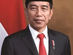 Pengamat : Jokowi Tiga Periode? Capres Potensial Banting Stir Jadi Wapresnya