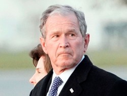 Veteran Perang AS Teriaki George Bush: Teman-temanku Mati Akibat Kebohonganmu