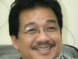 Denny JA: Revolusi Digital, Publik Sulit Bedakan Realitas dan Fiksi