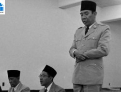 Beda Dengan Putrinya Sukmawati, Soekarno: Aku Menemukan Sendiri Islam Pada Usia 15 tahun