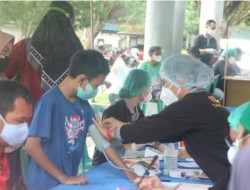 Pemkab Bartim Melalui RSUD Tamiang Layang Laksanakan 1000 Dosis Vaksinasi