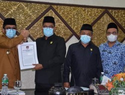 Pemko dan DPRD Padang Sepakati APBD TA 2022 Sebesar Rp2,8 Triliun