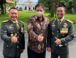 Pose Airlangga dengan Panglima TNI dan KSAD yang Baru, Simbolik Dukungan Pencapresan?