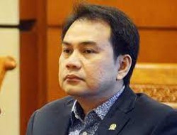 Muhammad Damis : Saudara (Aziz Syamsuddin) jangan Lakukan Pendekatan Kepada Hakim