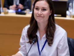 Duh! Perdana Menteri Finlandia yang Cantik Ketahuan Dugem Sampai Pagi