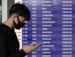 Ribuan Penerbangan Dibatalkan di Seluruh Dunia, Kasus COVID-19 di Eropa Melebihi 100 Juta Kasus