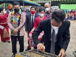 Bupati Bartim Membuka Tirai Peresmian Gereja Sion Jaya