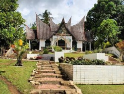 Nelwan : Alhamdulillah Akhirnya Wagub Sumbar Ziarahi Makam Tuanku Iman Bonjol di Minahasa