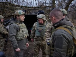 Langsung Terjun Ke Medan Perang, Presiden Ukraina : Cintai Negaramu