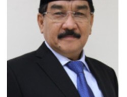 Shadiq Nilai Mahyeldi tak Bijak Soal Bank Nagari, Harusnya Fokus ke Pasaman