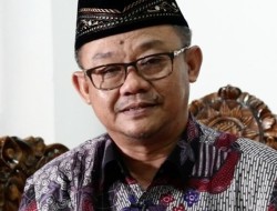 Muhammadiyah Kecam  Aksi Pengeroyokan Ade Armando, Main hakim Sendiri Tidak Bisa Dibenarkan