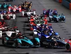 BUMN Ogah Jadi Sponsor Formula E, Buzzerp Salahnya Di Anies Sendiri