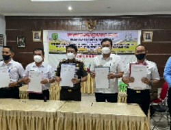 Dua Kecamatan Sekaligus Kepala Desa Laksanakan MoU antara Kajari Bartim
