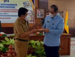 Setelah Menerima 9 Sertifikat KIK, Bupati Bartim Usulkan 15 KIK Lagi