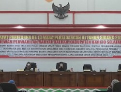 Semua Fraksi Dewan Menerima Pembahasan Raperda Dalam Tahap Berikutnya